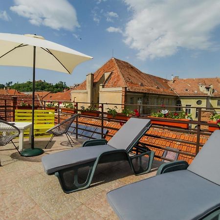 Rooftop Central Apartment บราชอฟ ภายนอก รูปภาพ
